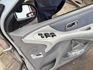 Дверь правая передняя NISSAN TINO V10 3 ракурс