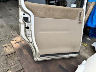 Дверь левая задняя HONDA STEP WAGON RF4 3 ракурс