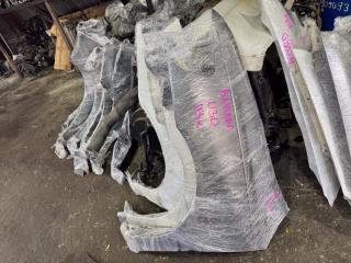 Запчасть крыло переднее левое NISSAN BASSARA