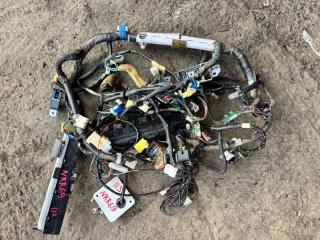 Коса салона ISUZU ELF