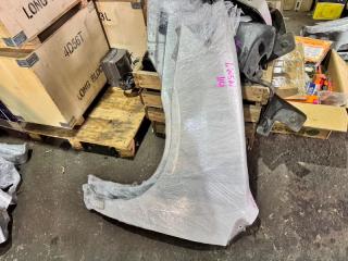 Крыло переднее левое MAZDA MPV