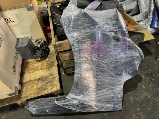 Крыло переднее левое TOYOTA VELLFIRE