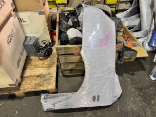 Крыло переднее левое MITSUBISHI DION