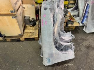 Запчасть крыло переднее правое NISSAN EXPERT