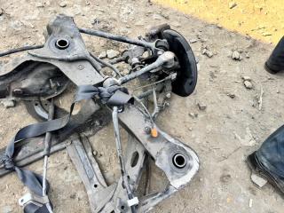 Балка задняя HONDA INSPIRE UC1 5 ракурс Балка задняя HONDA INSPIRE UC1 5 ракурс