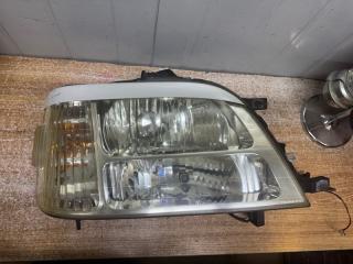 Фара правая HONDA STEP WAGON