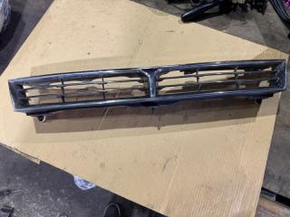 Решетка радиатора TOYOTA CAMRY