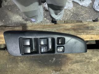 Блок управления стеклоподъемниками передний правый NISSAN BLUEBIRD