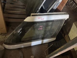 Запчасть стекло собачника заднее правое NISSAN AVENIR