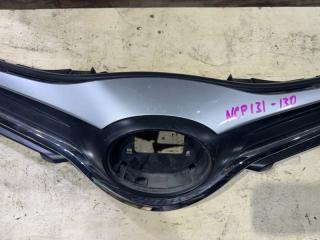 Решетка радиатора TOYOTA VITZ NCP131 3 ракурс