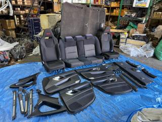 Сидения комплект SUBARU LEGACY B4