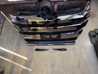 Решетка радиатора TOYOTA VOXY ZWR90 53111-V1020 4 ракурс