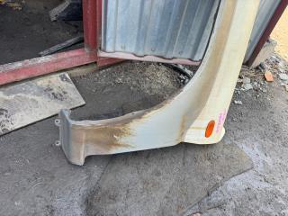 Крыло левое переднее MITSUBISHI PAJERO IO H76W Color W19A71 5 ракурс