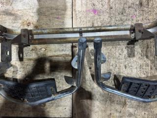 Подножка передняя MITSUBISHI DELICA P35W KOMPLEKT 2 ракурс
