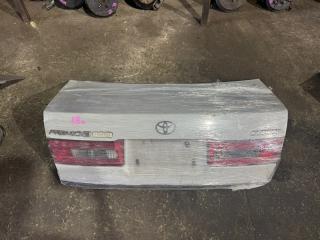 Крышка багажника TOYOTA CORONA PREMIO