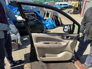 Дверь левая передняя MITSUBISHI CHARIOT GRANDIS N94W COLOR X08 2 ракурс