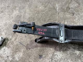 Рессора задняя NISSAN PRESAGE VNU30 4WD 2 ракурс