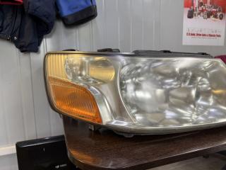 Фара правая NISSAN BASSARA HU30 10063542 2 ракурс