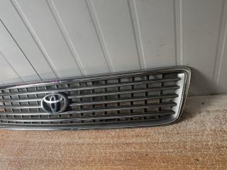 Решетка радиатора TOYOTA HIACE KZH106 53111-26130 4 ракурс