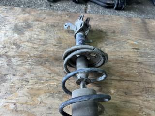 Стойка правая передняя TOYOTA SPRINTER AE100 2WD 3 ракурс