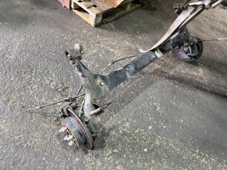 Балка задняя TOYOTA WISH ZNE10 2WD, DISK 1 ракурс Балка задняя TOYOTA WISH ZNE10 2WD, DISK 1 ракурс