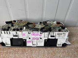 Щиток приборов MITSUBISHI DELICA PD6W 6G72 MR406801 4 ракурс Щиток приборов MITSUBISHI DELICA PD6W 6G72 MR406801 4 ракурс