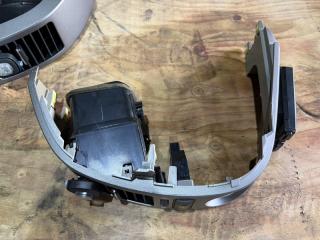 Консоль магнитофона TOYOTA PRIUS NHW20 2, MODEL 3 ракурс