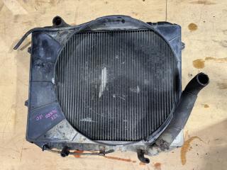 Радиатор основной MITSUBISHI PAJERO V44W 4D56 A,T 1 ракурс Радиатор основной MITSUBISHI PAJERO V44W 4D56 A,T 1 ракурс
