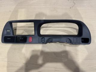 Консоль магнитофона HONDA ODYSSEY RA6 1 ракурс