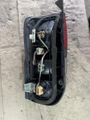 Стоп-сигнал левый TOYOTA HIACE KZH106 2662 2 ракурс