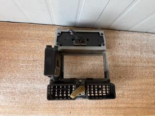 Климат-контроль SUBARU FORESTER SG5 2003, GOD 3 ракурс