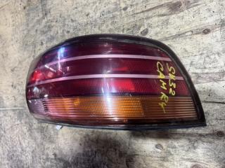 Стоп-сигнал правый TOYOTA CAMRY SV32 32135 2 ракурс