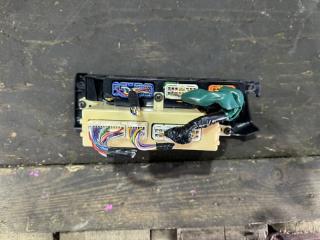 Климат-контроль TOYOTA CAMRY SV32 88650-32360 3 ракурс