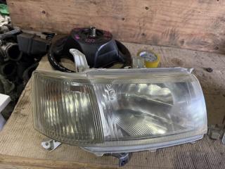 Фара правая TOYOTA PROBOX NCP58 52075 3 ракурс