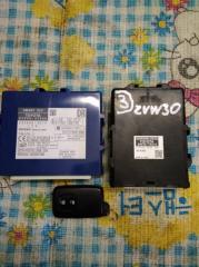 Замок зажигания Toyota Prius ZVW30 2ZRFXE 8999047050, 8953575010 1 ракурс