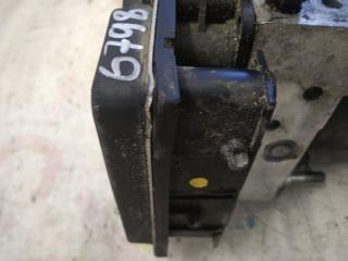 Блок abs Hyundai Santa Fe CM D4EB 589102b800 3 ракурс