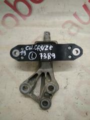 Подушка двигателя левая Chevrolet Cruze J300 F18D4 13248554 2 ракурс