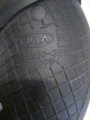 Патрубок воздушного фильтра Kia Sorento BL D4CB 282003e000 4 ракурс