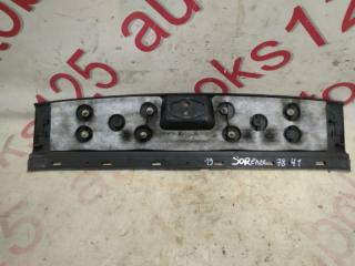 Накладка замка багажника Kia Sorento BL D4CB 872503e000 2 ракурс