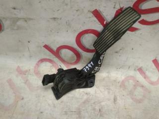 Педаль газа Chevrolet Cruze J300 F18D4 13252702 2 ракурс