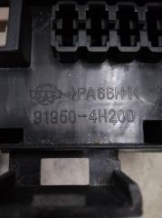 Блок предохранителей правый Hyundai Grand Starex TQ D4CB 914004H170, 919504h200, 919504h610 3 ракурс
