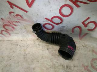 Патрубок воздушного фильтра Kia Carnival J3 1 ракурс