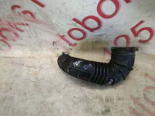 Патрубок воздушного фильтра Kia Carnival J3 2 ракурс