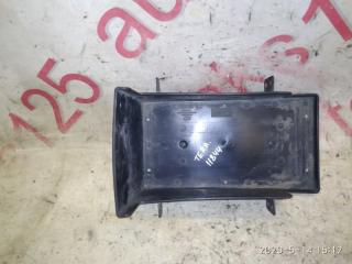Подставка под аккумулятор Hyundai Terracan HP D4BH 37100h1410 1 ракурс Подставка под аккумулятор Hyundai Terracan HP D4BH 37100h1410 1 ракурс