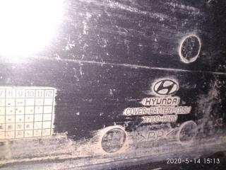 Подставка под аккумулятор Hyundai Terracan HP D4BH 37100h1410 2 ракурс Подставка под аккумулятор Hyundai Terracan HP D4BH 37100h1410 2 ракурс