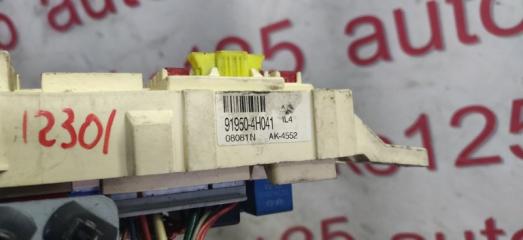 Блок предохранителей Hyundai Grand Starex TQ D4CB 919504h041 4 ракурс