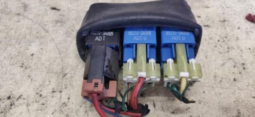 Реле Kia Bongo PU J3 952703a005, 952303a005 3 ракурс