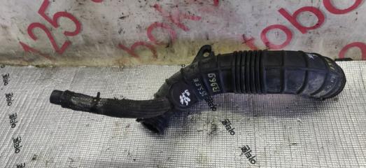 Патрубок воздушного фильтра Hyundai Santa Fe CM D4EA 2 ракурс