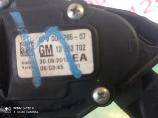 Педаль газа Chevrolet Cruze J300 Z20D1 13252702 4 ракурс