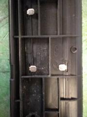 Накладка на порог левая передняя Hyundai Santa Fe DM D4HA 858742W500 3 ракурс